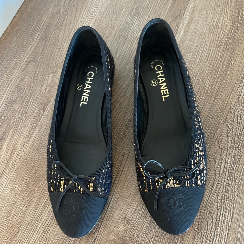 Chanel Gold and Black Tweet Ballet Flats